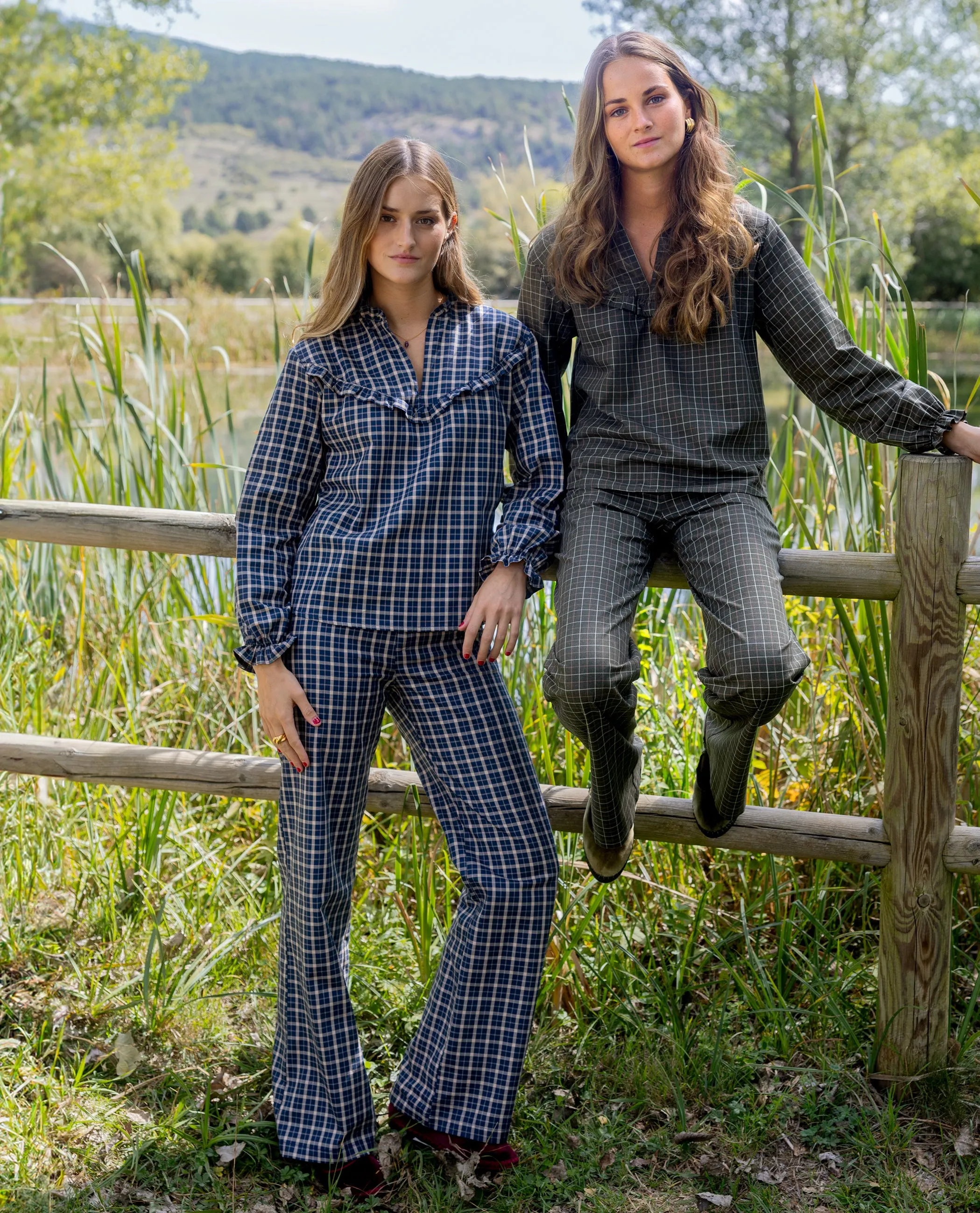 BLUSA CITY FIELDS · AZUL